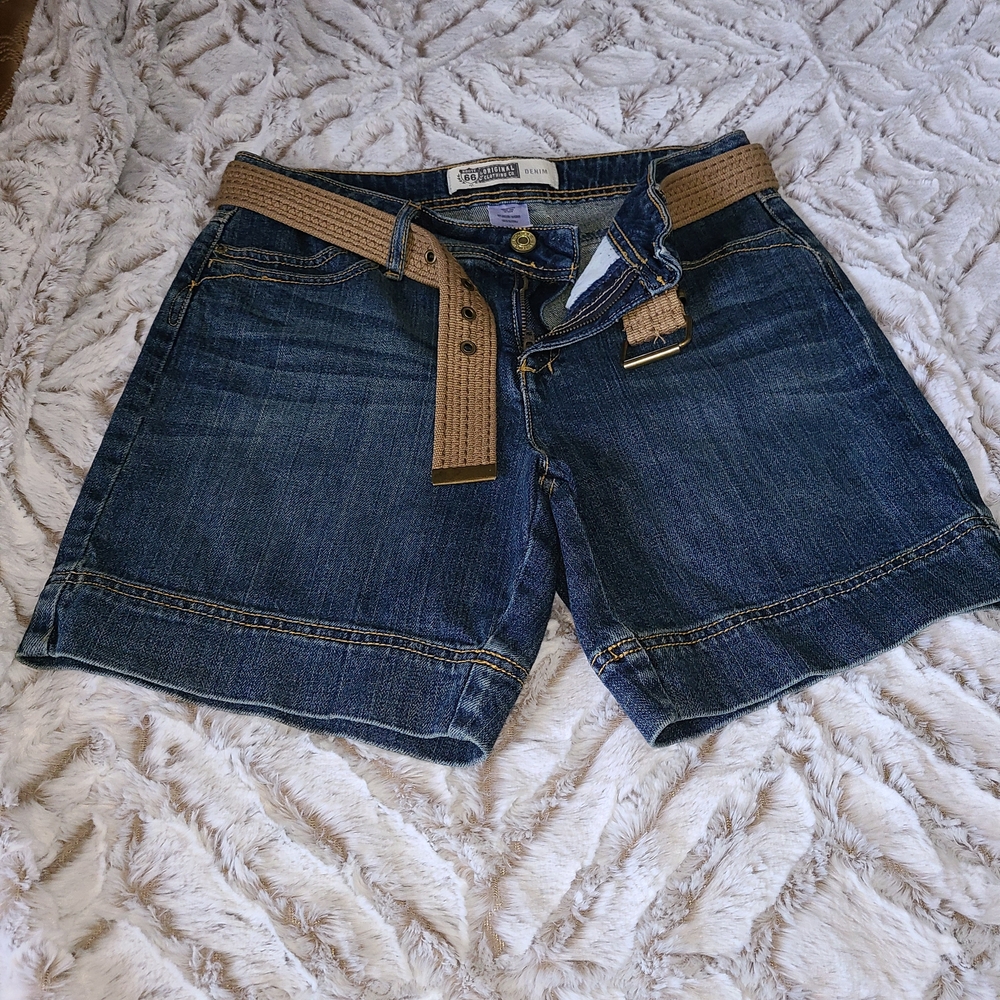 Route 66 High Rise Denim Shorts with Tan Belt Size 8